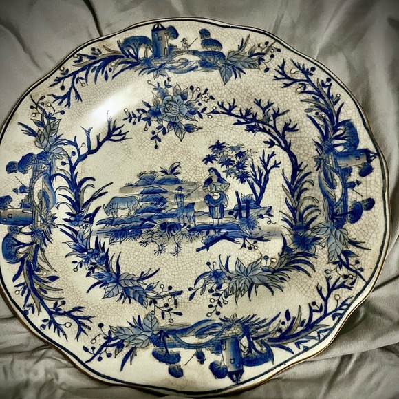 Vintage French Country Ceramic Stoneware 10 inch plates - Picture 4 of 4